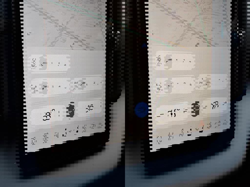 New 2026 Volvo EX30 Plus w/ Protection Package Premier AWD/4WD image 19