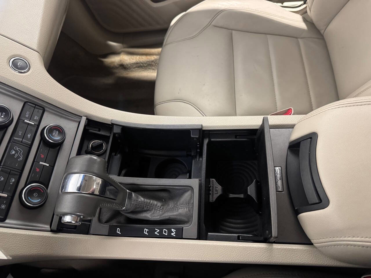 Used 2012 Ford Taurus SEL image 30