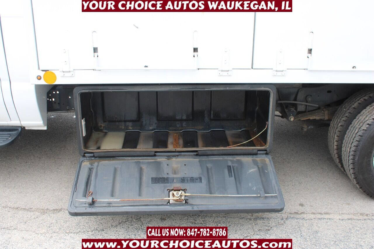 Used 2012 Ford E-450 and Econoline 450 Super Duty image 23