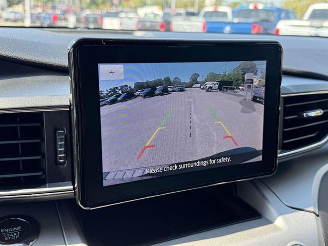 Used 2022 Ford Explorer XLT w/ Equipment Group 202A image 24