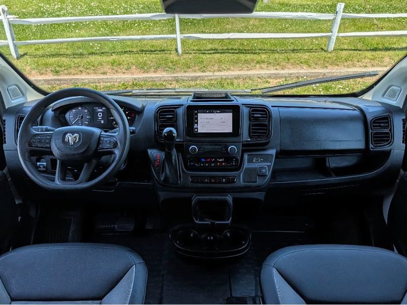 Used 2026 RAM ProMaster 2500 w/ Convenience Group FWD image 31
