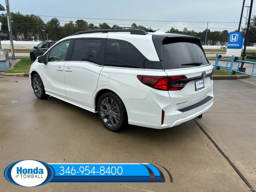 New 2026 Honda Odyssey Touring image 4