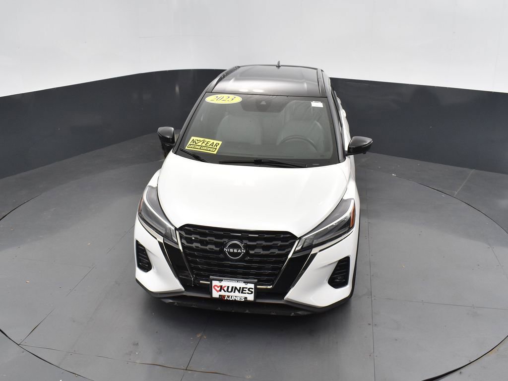 Used 2023 Nissan Kicks SR w/ SR Premium Package image 38