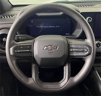 Used 2024 Chevrolet Colorado Trail Boss w/ Advanced Trailering Package image 9