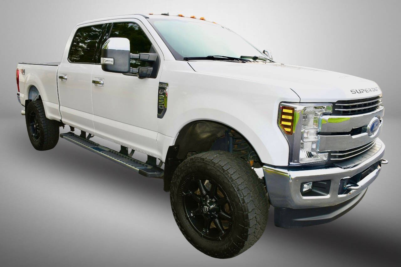 Used 2019 Ford F250 Lariat w/ Lariat Ultimate Package AWD/4WD image 8