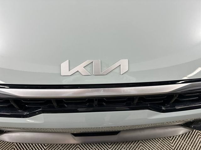 Used 2025 Kia K4 GT-Line w/ GT-Line Sunroof Package image 9