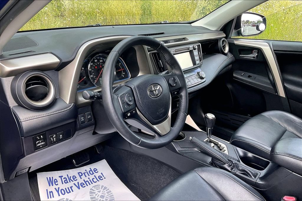 Used 2015 Toyota RAV4 Limited AWD/4WD image 14