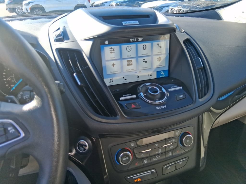 Used 2017 Ford Escape Titanium AWD/4WD image 13