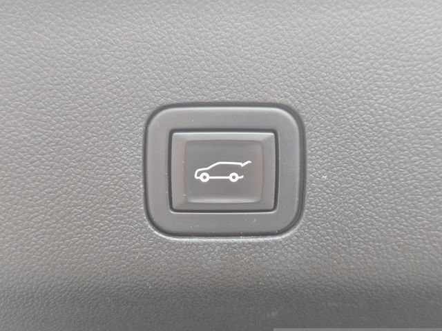 Used 2021 Cadillac Escalade Luxury RWD image 10