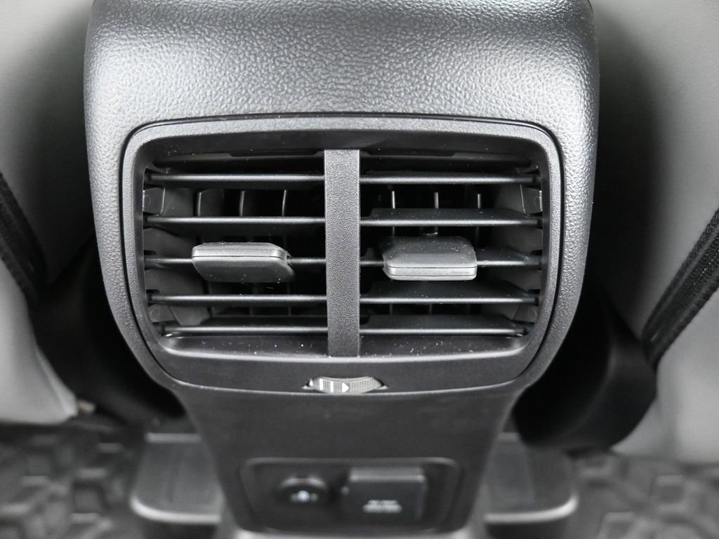 New 2025 Ford Bronco Sport Badlands image 14