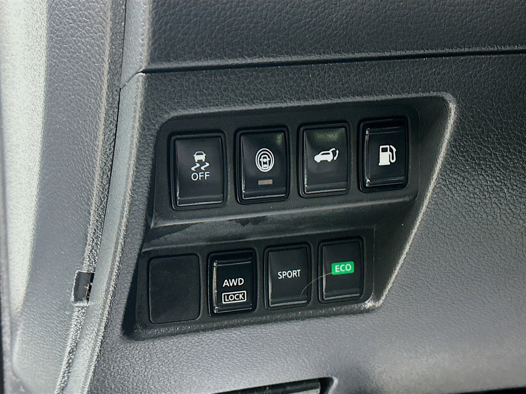 Used 2019 Nissan Rogue SV image 10