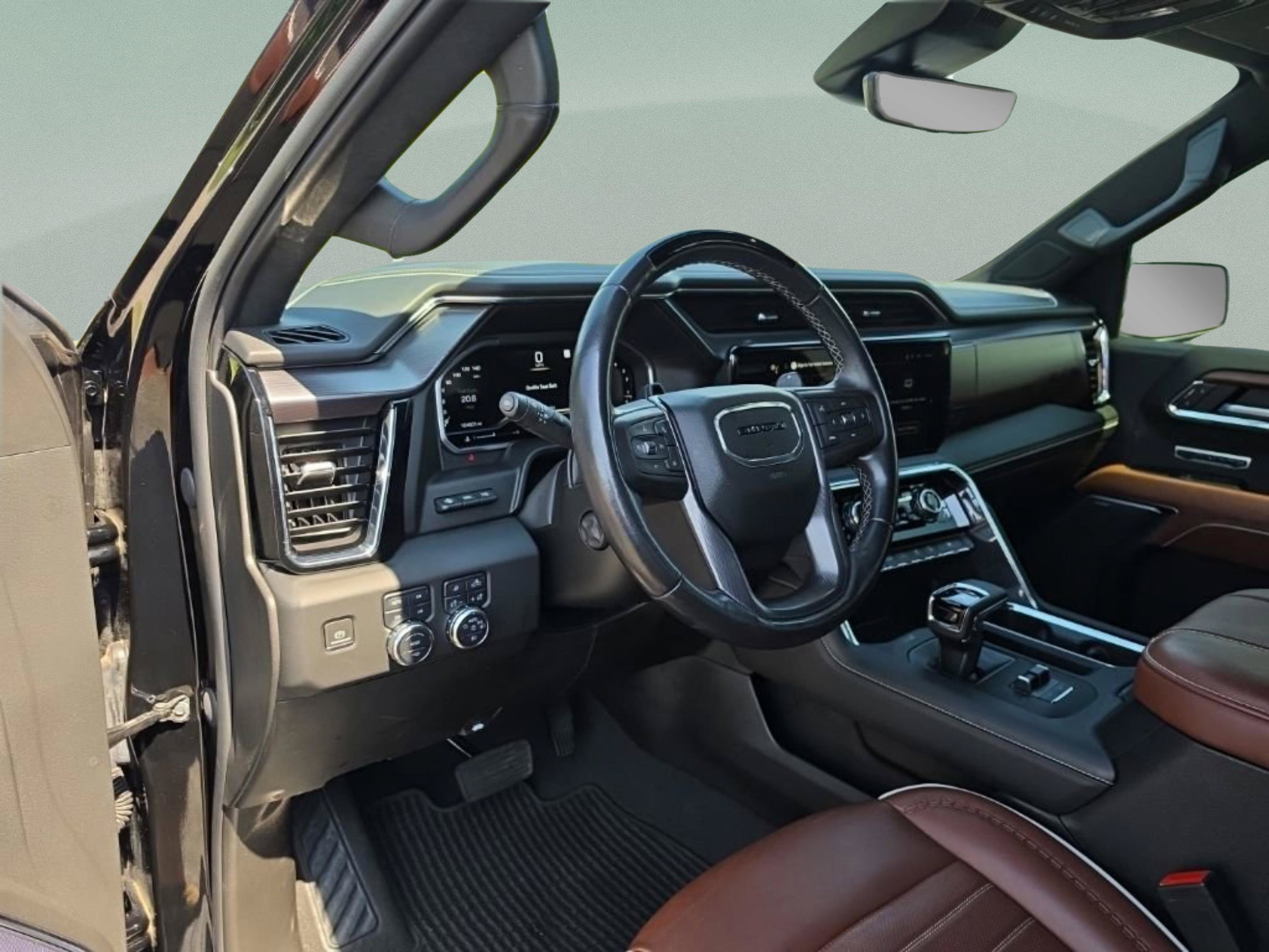 Used 2024 GMC Sierra 1500 Denali Ultimate AWD/4WD image 14