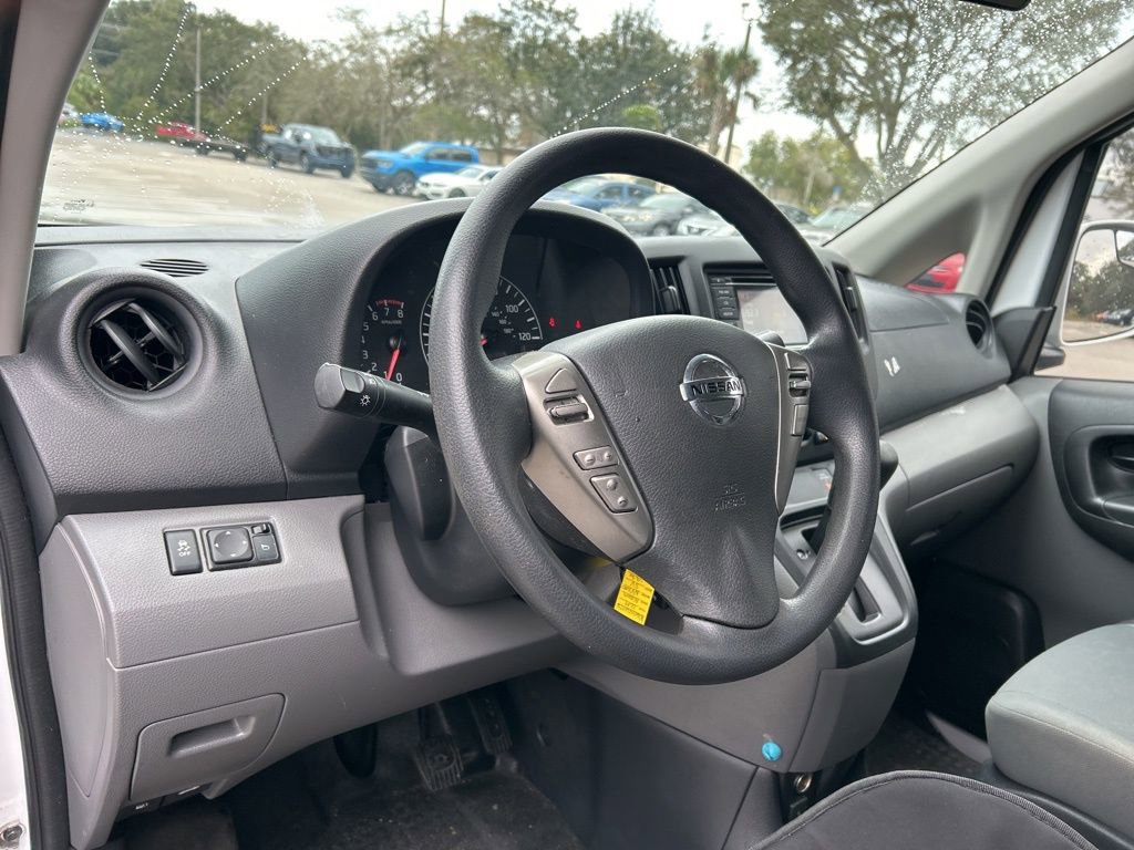 Used 2019 Nissan NV200 SV w/ Back Door Glass Package image 18
