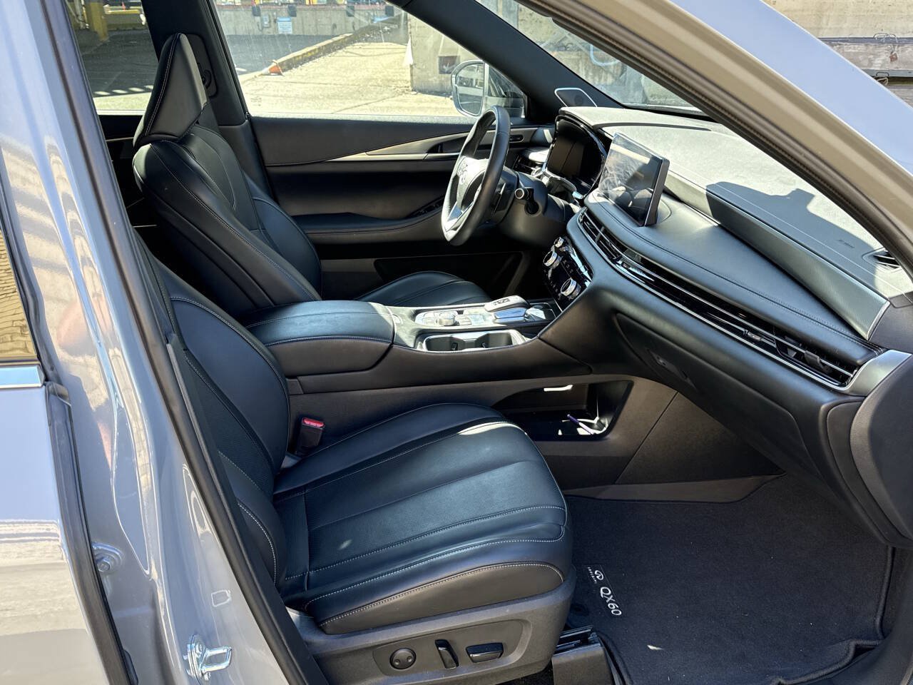 Used 2025 INFINITI QX60 Luxe w/ Black Edition AWD/4WD image 53