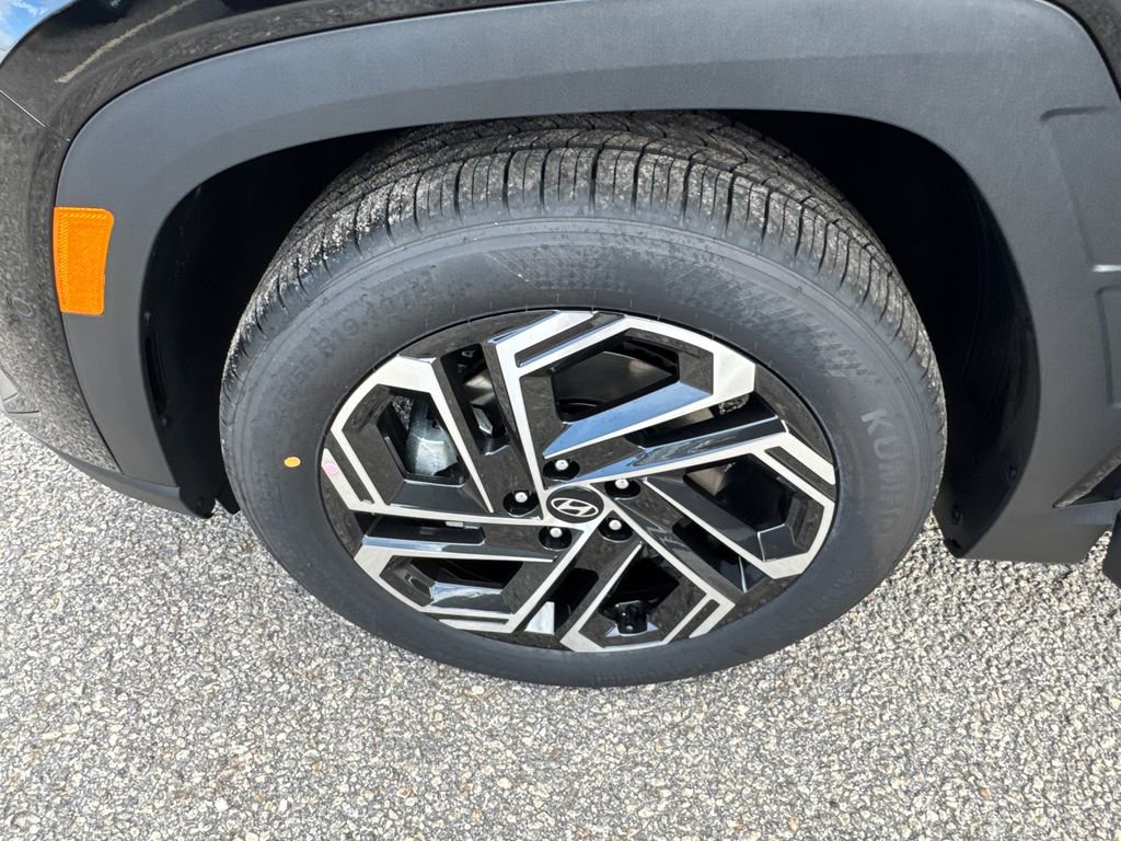 New 2026 Hyundai Tucson Limited image 21