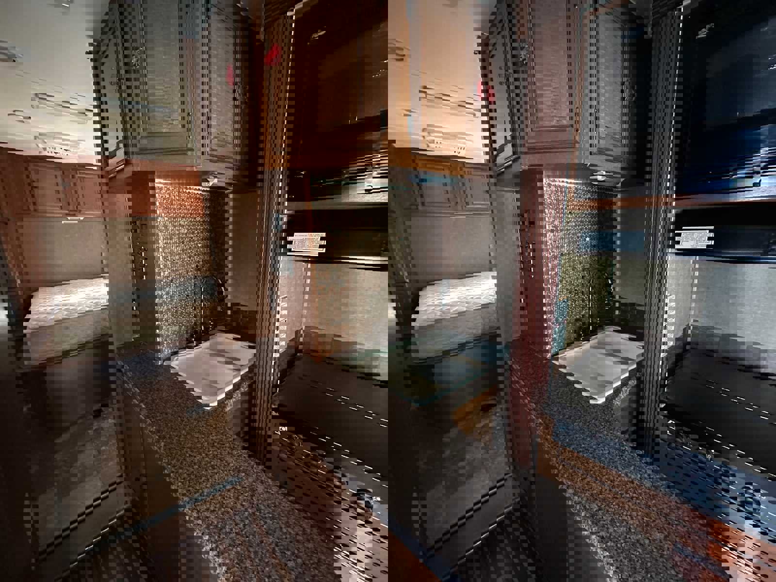 Used 2014 Chevrolet Express 4500 w/ RV Package image 19