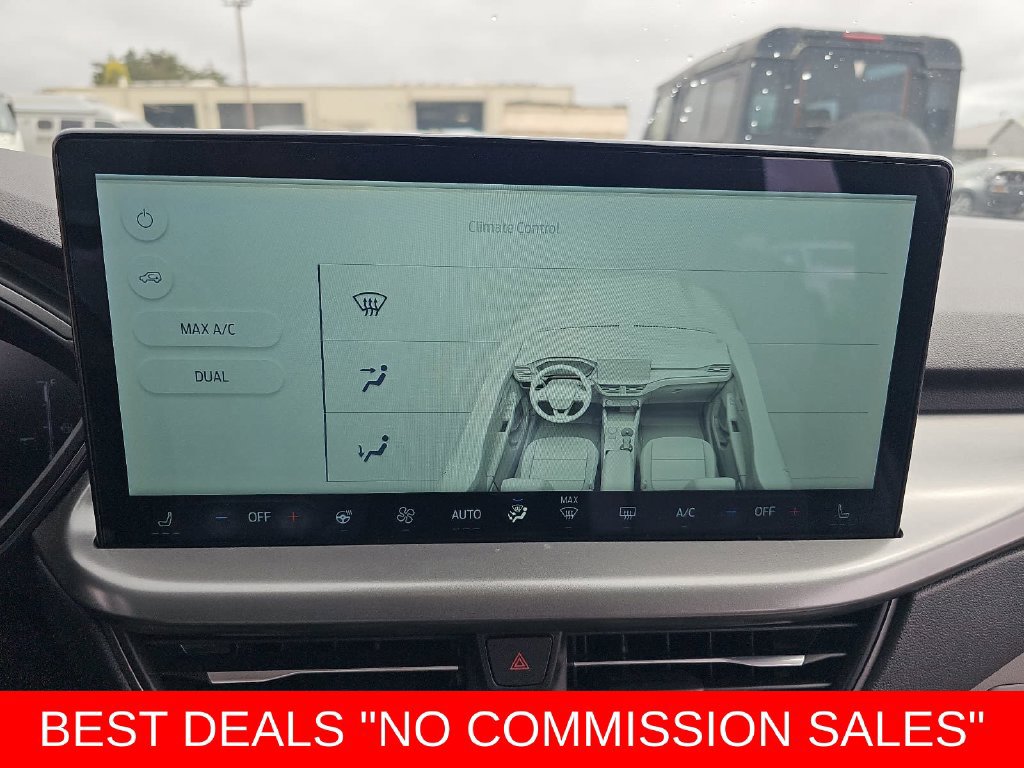 Used 2025 Ford Escape SE FWD image 21