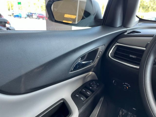 Certified 2023 Chevrolet Equinox LS w/ LS Convenience Package image 18