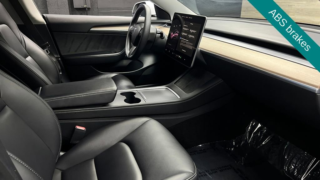 Used 2023 Tesla Model 3 Standard Range RWD image 5