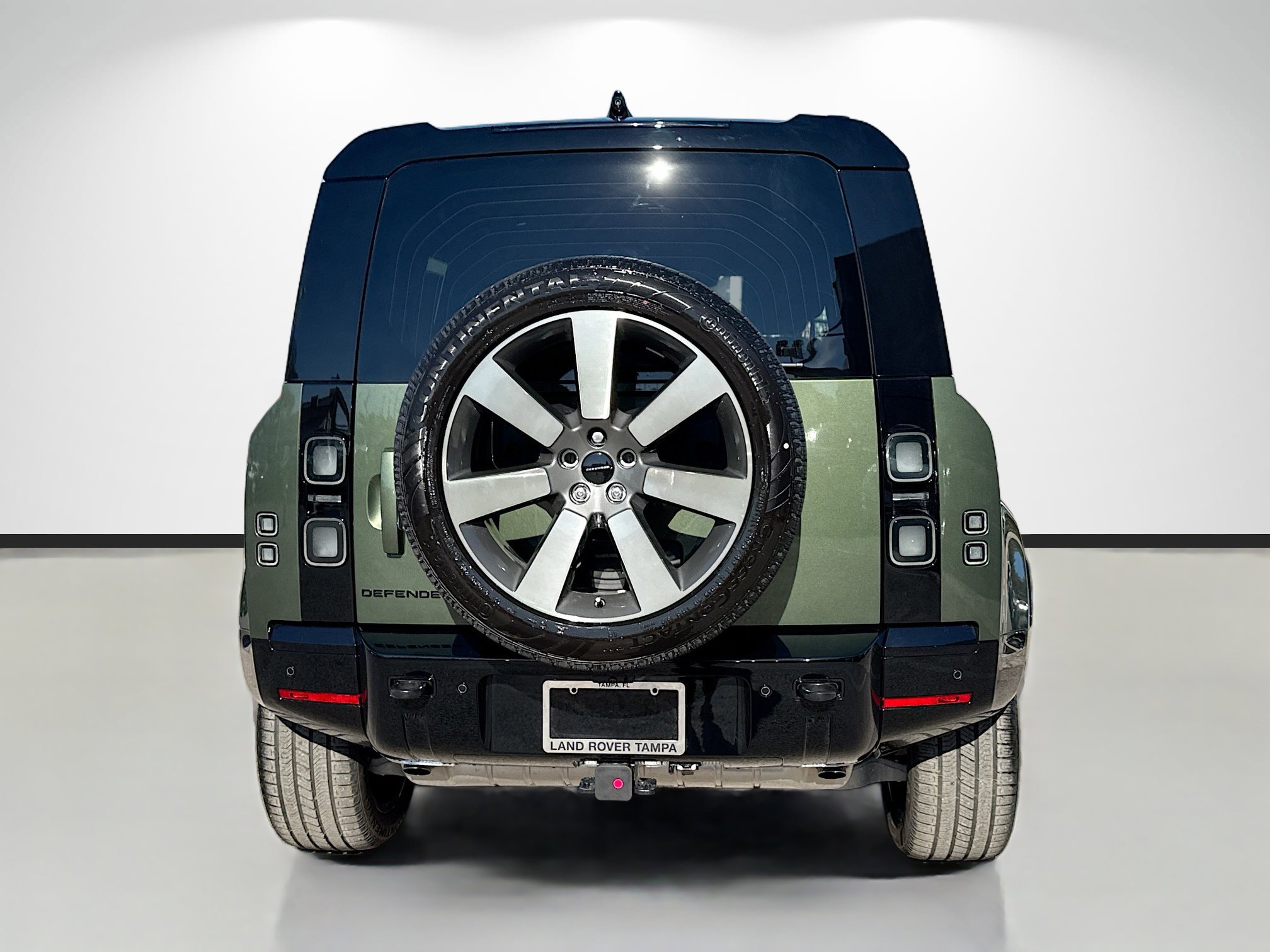 New 2026 Land Rover Defender 110 X image 4