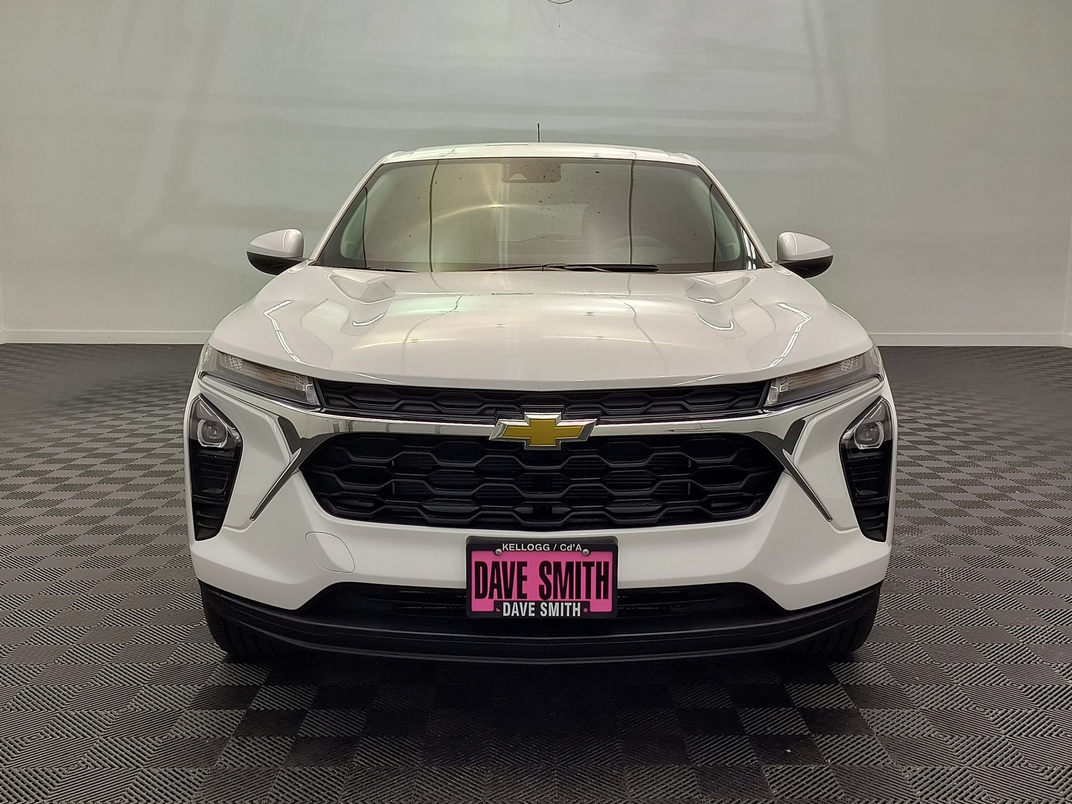 New 2026 Chevrolet Trax LS w/ LS Convenience Package FWD image 6