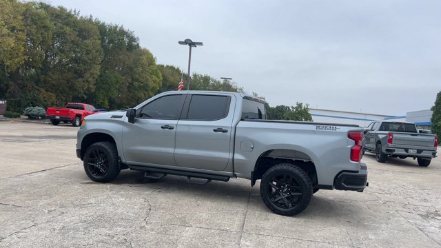 Used 2023 Chevrolet Silverado 1500 LT Trail Boss w/ LPO, Dark Essentials Package AWD/4WD image 6