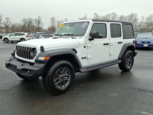Used 2024 Jeep Wrangler Sport S image 3