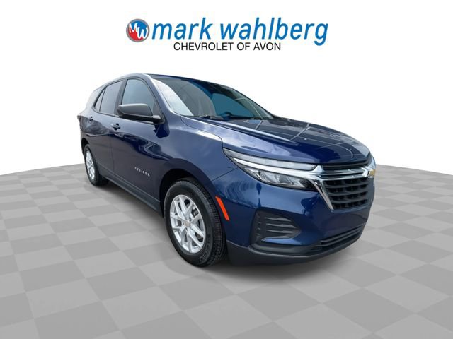 Certified 2023 Chevrolet Equinox LS w/ LS Convenience Package image 3