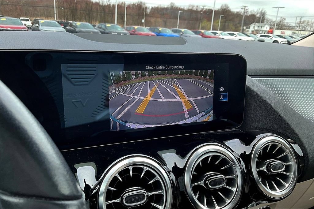 Used 2022 Mercedes-Benz GLA 250 4MATIC image 14