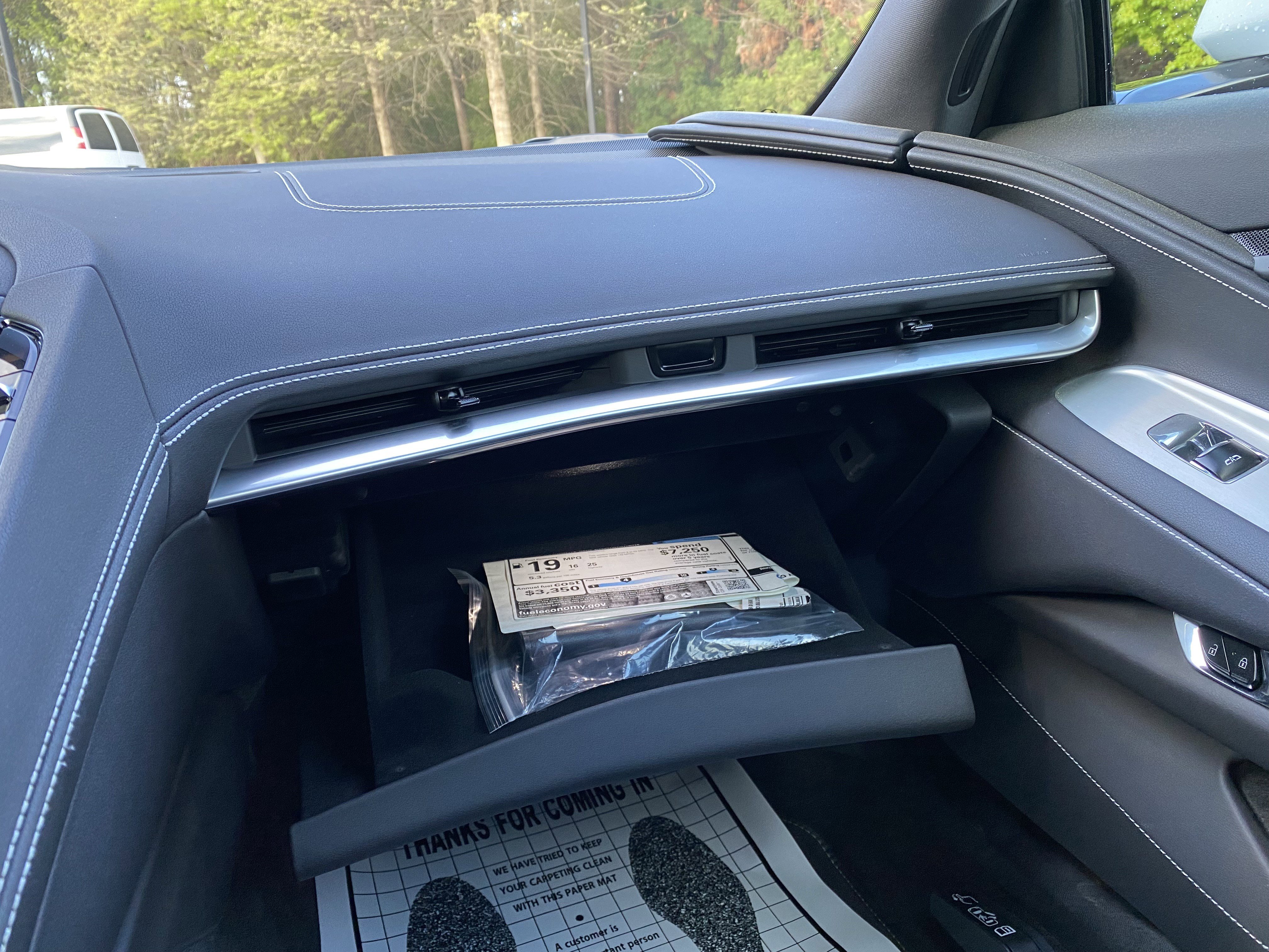 Used 2025 Chevrolet Corvette Stingray Coupe w/ 1LT image 29