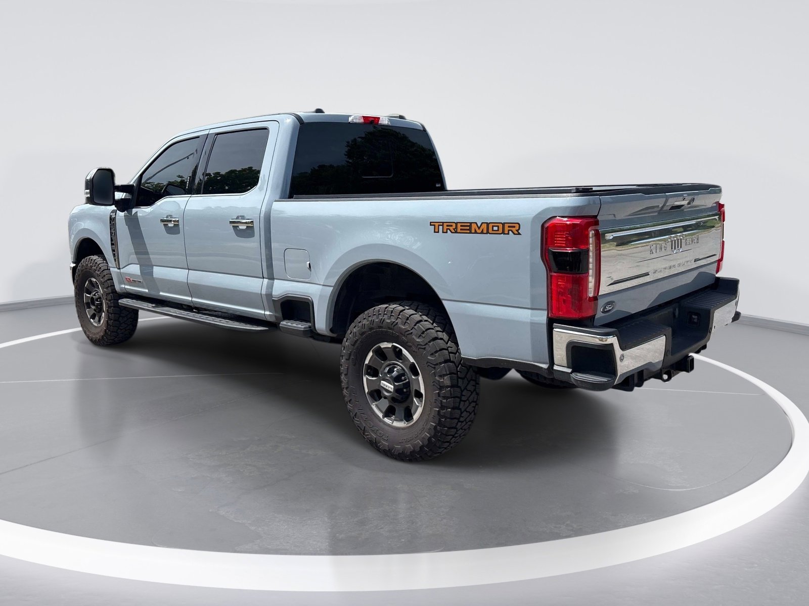 Used 2024 Ford F250 King Ranch w/ Tremor Off-Road Package AWD/4WD image 6