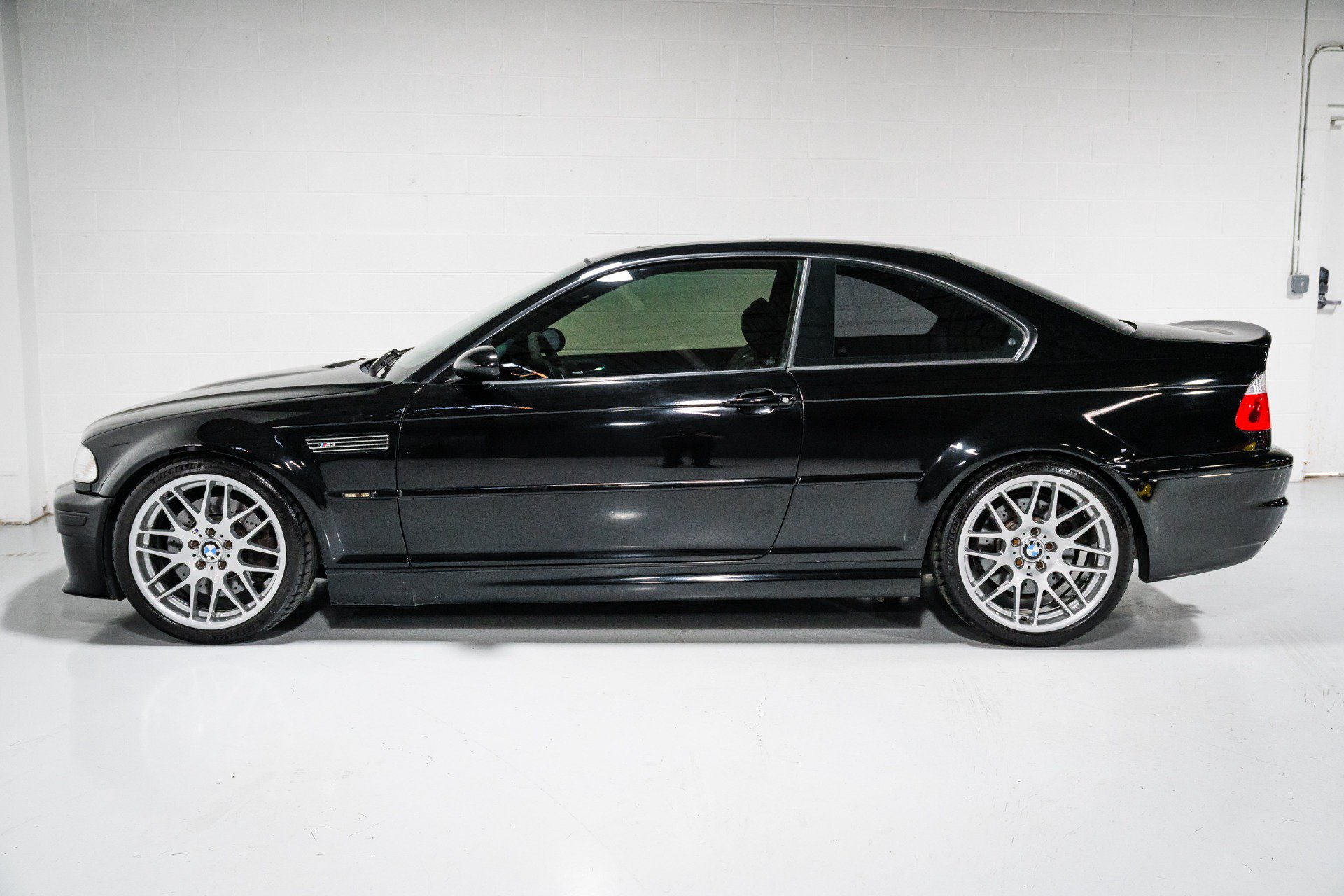 Used 2005 BMW M3 Coupe RWD image 6