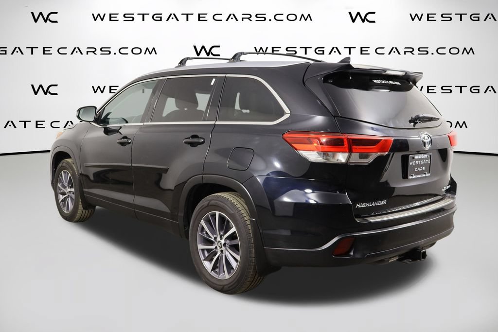 Used 2019 Toyota Highlander XLE AWD/4WD image 50