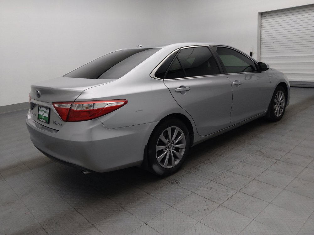 Used 2015 Toyota Camry XLE w/ Moonroof Package FWD image 10