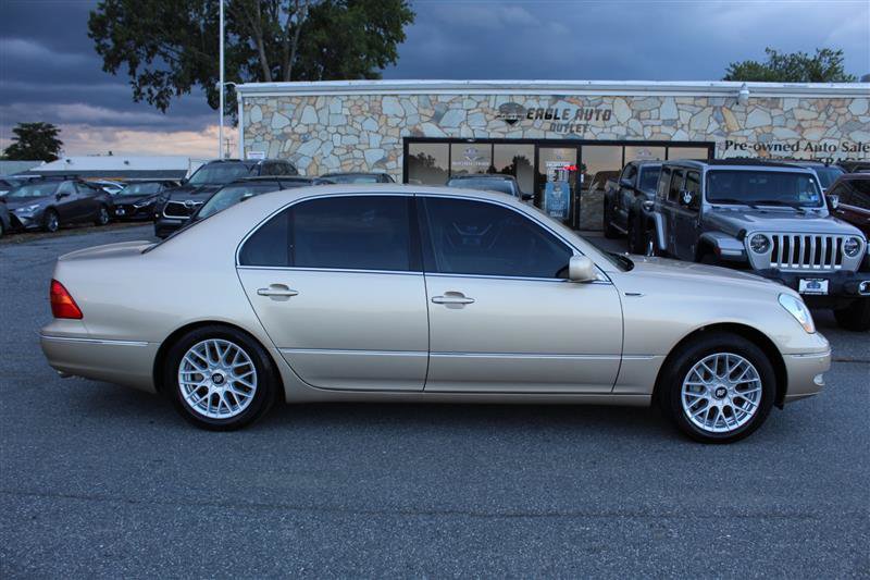 Used 2002 Lexus LS 430 RWD image 8