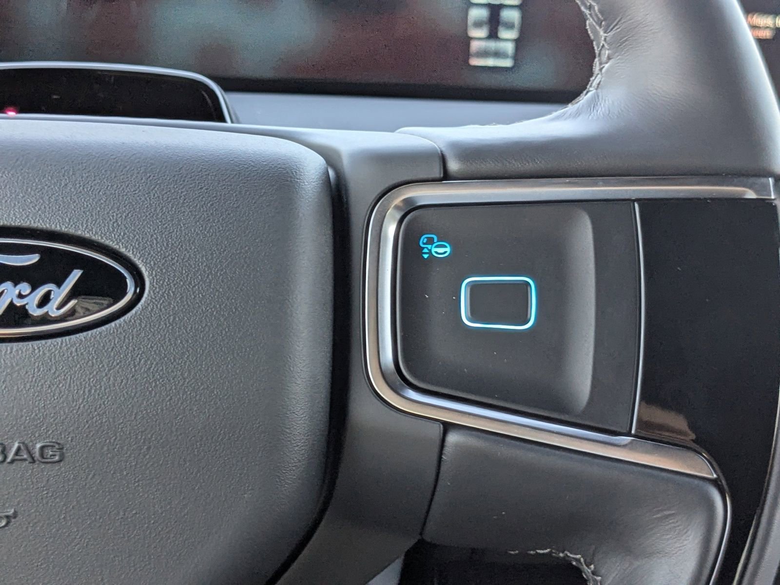 New 2025 Ford Expedition Max Platinum w/ Stealth Performance Package image 31