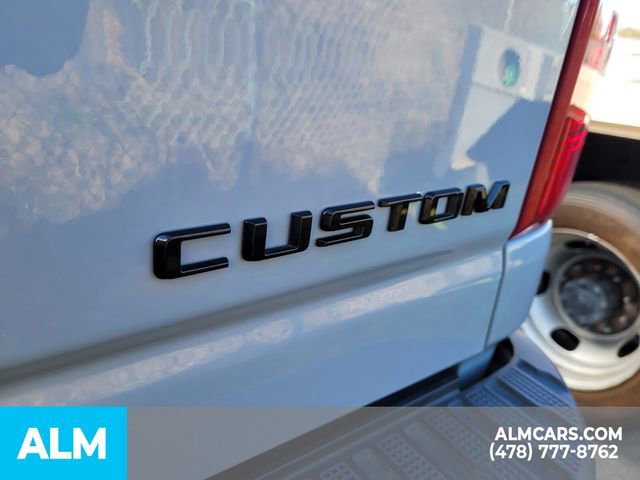 Used 2025 Chevrolet Silverado 2500 Custom w/ Custom Convenience Package image 16