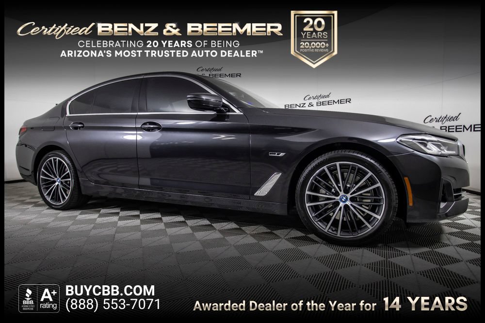 Used 2023 BMW 530e w/ Convenience Package RWD image 1