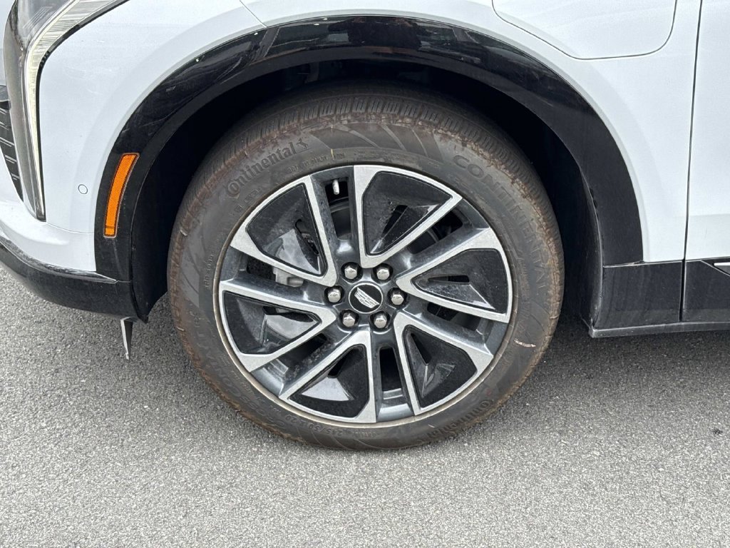 New 2027 Cadillac Optiq Sport RWD image 7