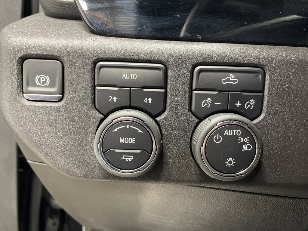 Used 2025 Chevrolet Silverado 1500 LT image 30