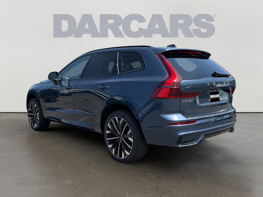 New 2026 Volvo XC60 T8 Ultra w/ Climate Package AWD/4WD image 3