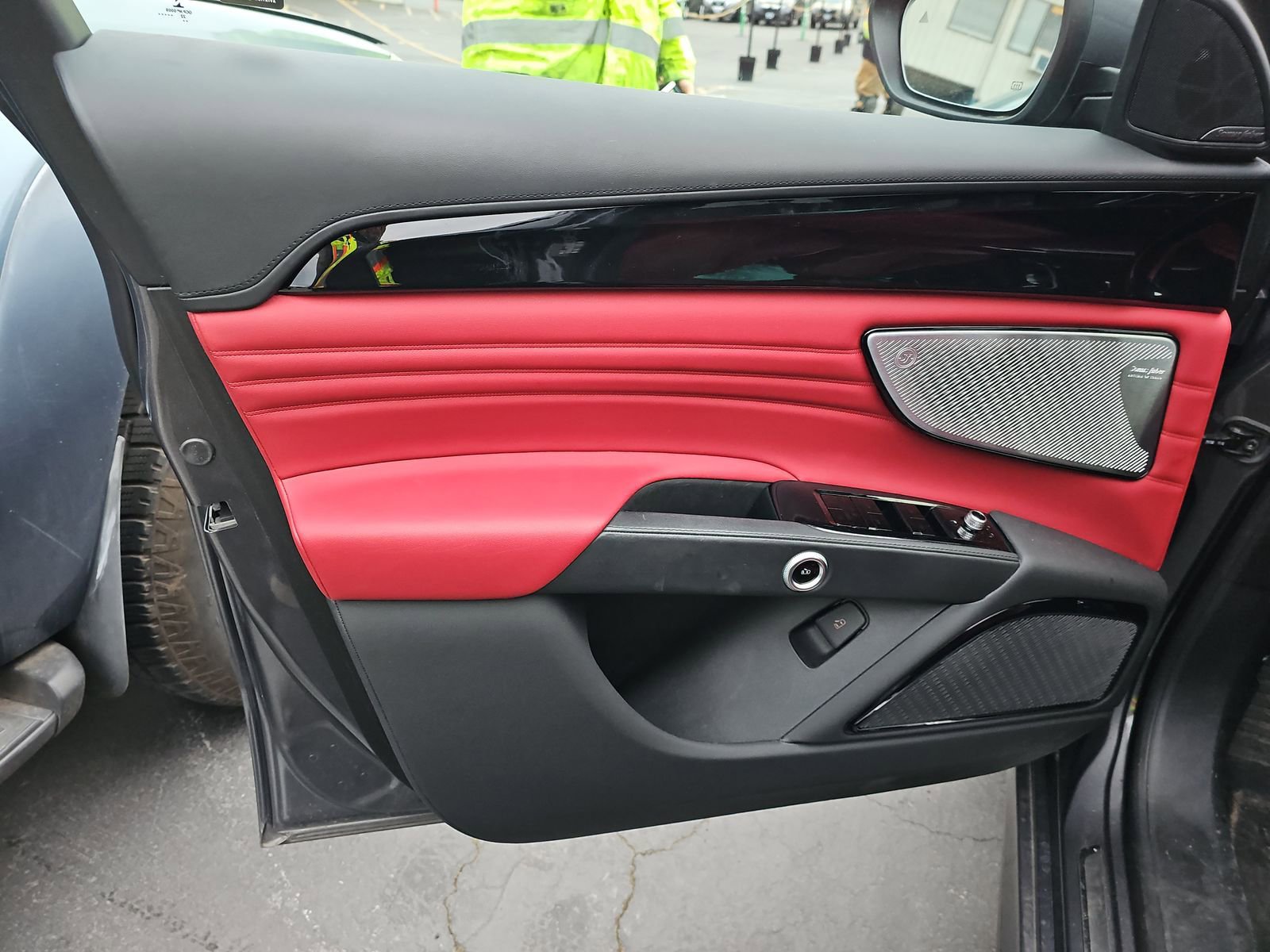 Used 2023 Maserati Grecale Modena image 10