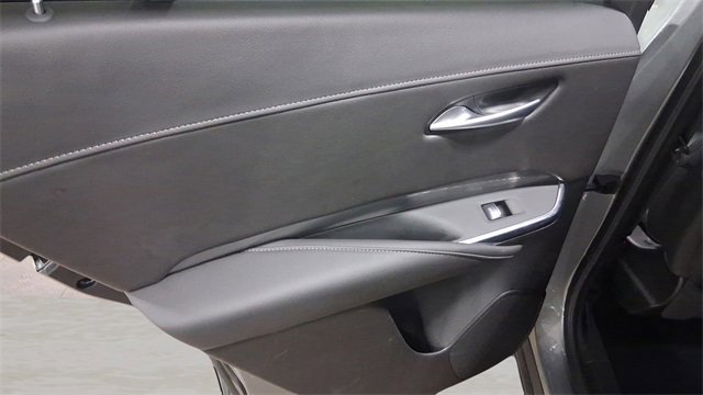 Used 2025 Cadillac XT4 Premium Luxury image 22