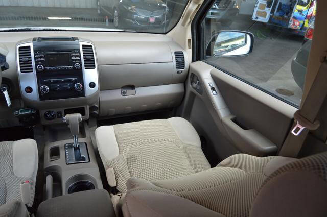Used 2013 Nissan Frontier SV AWD/4WD image 43