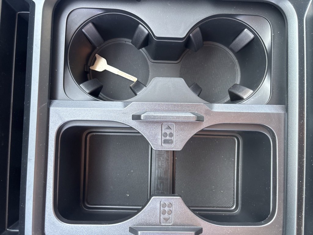 New 2025 Ford F250 Lariat w/ Chrome Package image 23