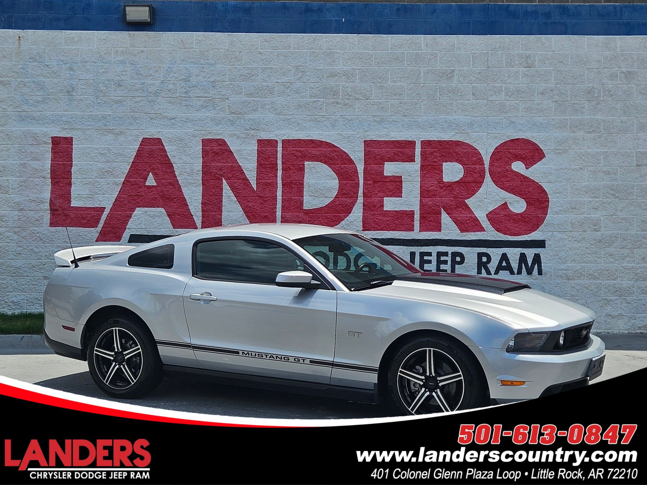 Used 2010 Ford Mustang GT Premium RWD image 1