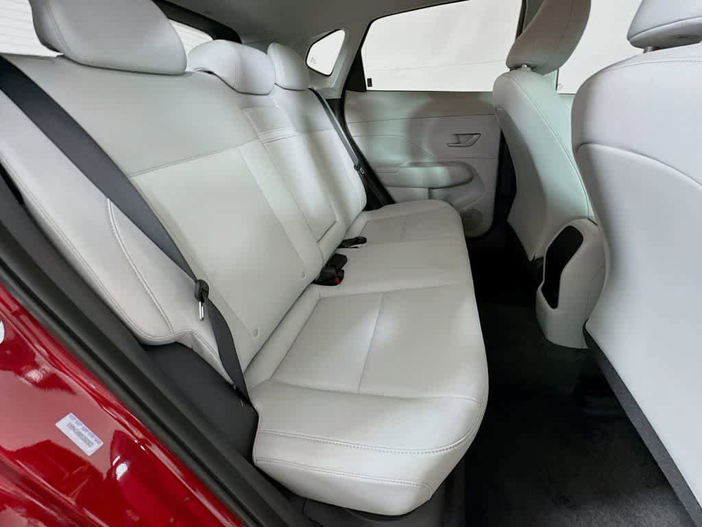 Used 2025 Hyundai Kona SE AWD/4WD image 30