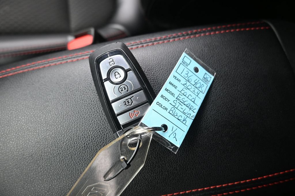 Used 2024 Ford Escape ST-Line w/ Tech Pack #1 AWD/4WD image 22