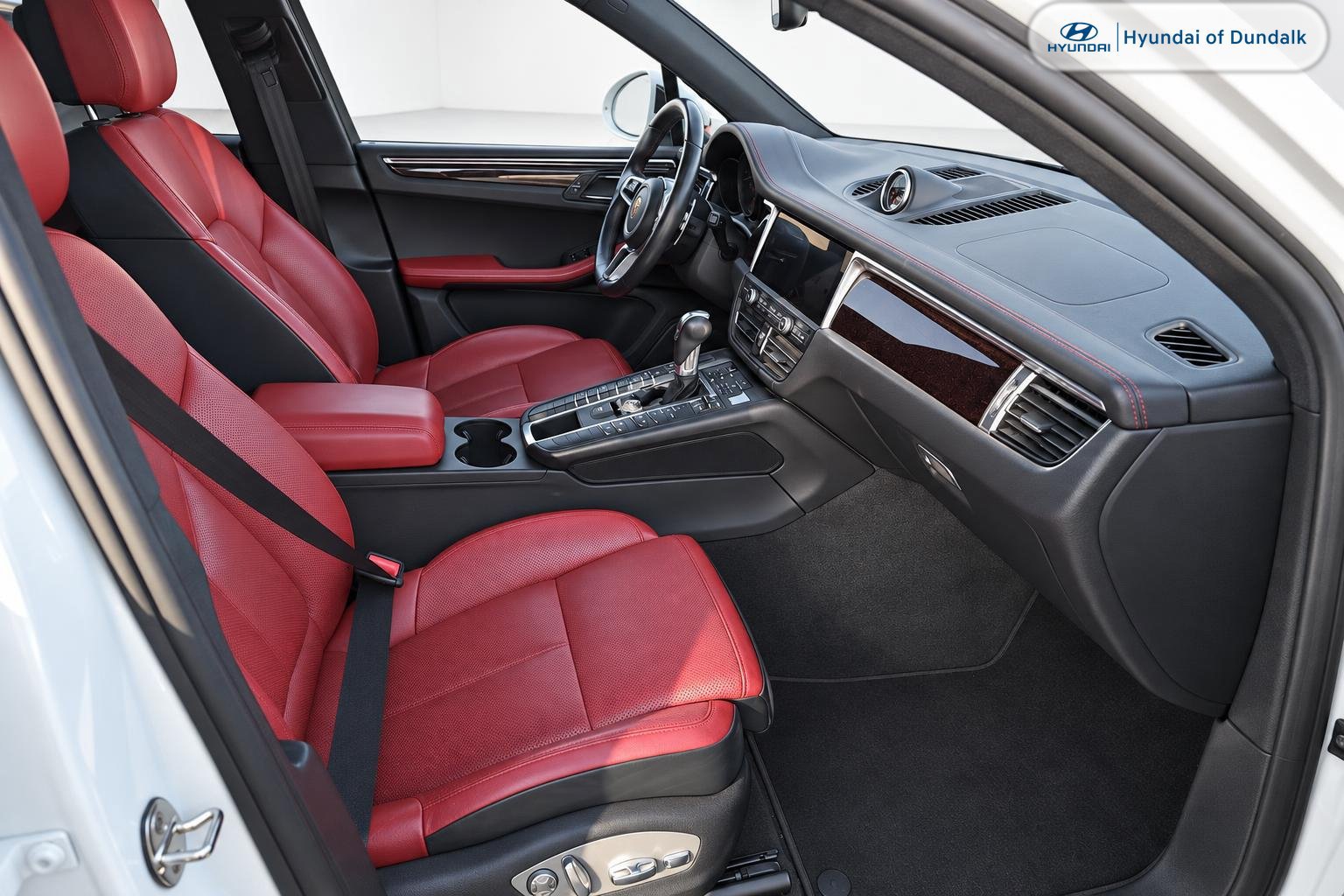 Used 2021 Porsche Macan AWD/4WD image 8