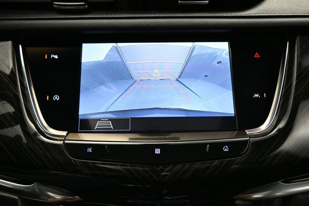 Used 2020 Cadillac XT6 Premium Luxury AWD/4WD image 24